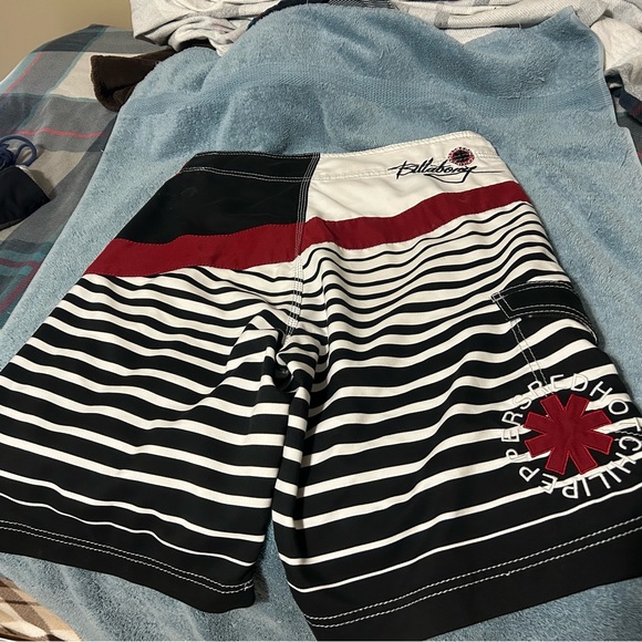 Vintage Billabong limited edition RHCP shorts size US33 - Picture 3 of 5